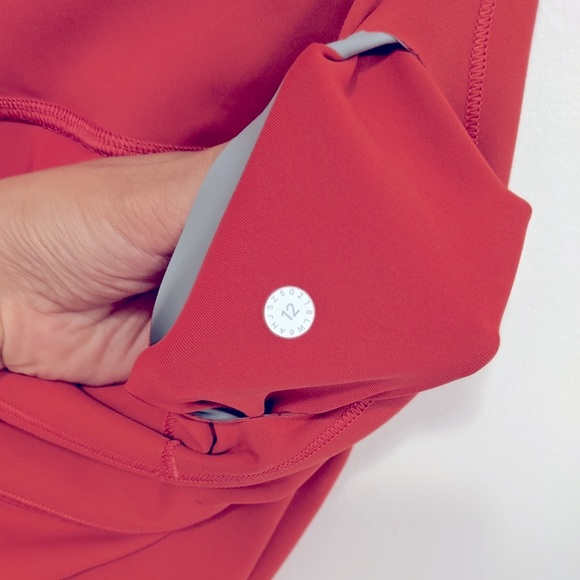 Lululemon In Movement Crop *Everlux 19" Vintage Rose 12 - Picture 16 of 16